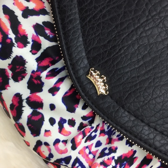 🚫SOLD🚫Mint Cond Juicy Couture Crossbody Purse - Picture 3 of 8